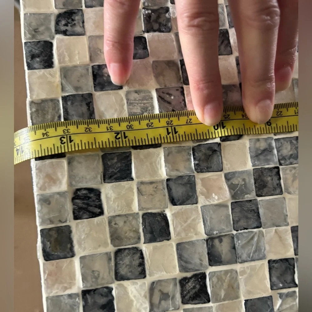 Three hands Corp. mosaic tile box